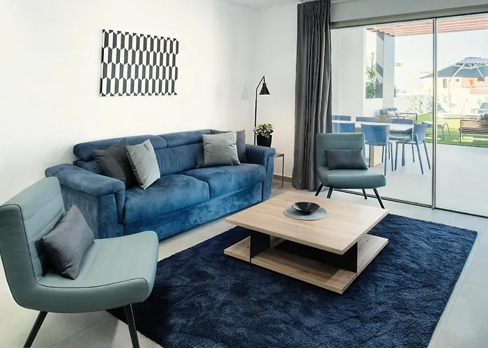 Macaronesia أذيخي