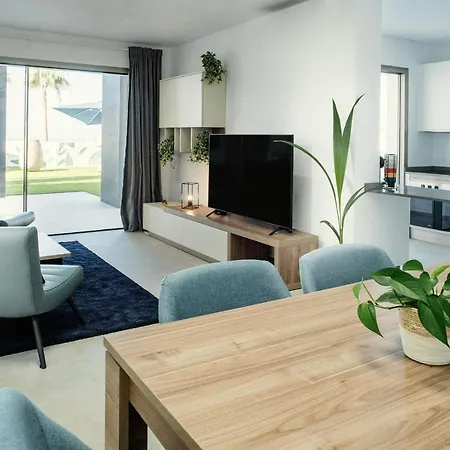 Macaronesia - Seaviews, Large Terrace, Private Heated Pool & Bbq 别墅 *